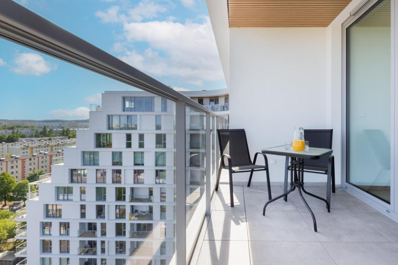 Tarasy Baltyku Apartments & Parking & Balcony By Noclegi Renters Gdańsk Kültér fotó