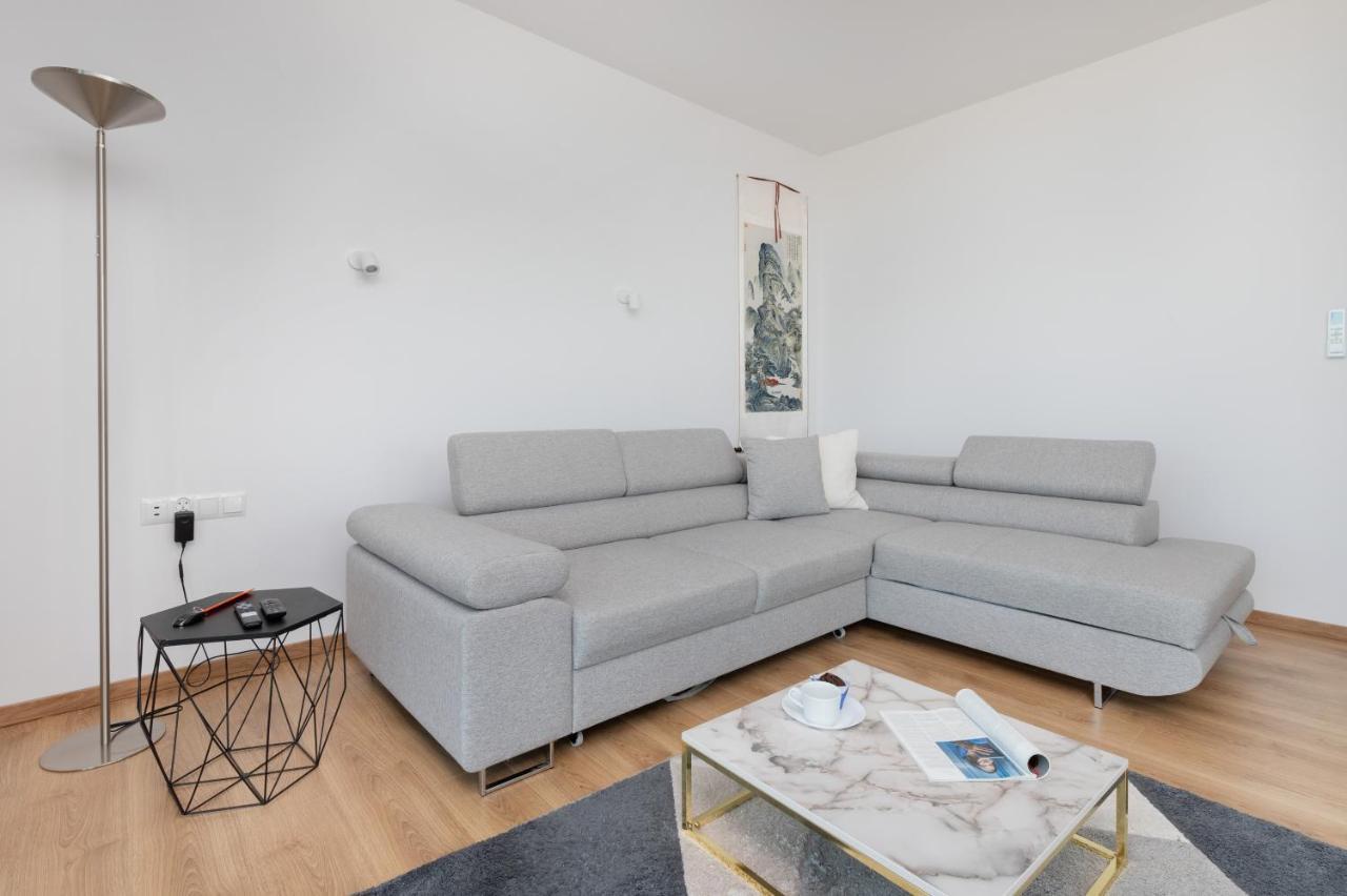 Tarasy Baltyku Apartments & Parking & Balcony By Noclegi Renters Gdańsk Kültér fotó
