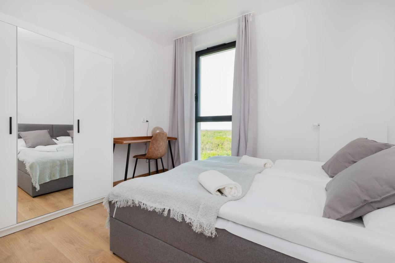 Tarasy Baltyku Apartments & Parking & Balcony By Noclegi Renters Gdańsk Kültér fotó