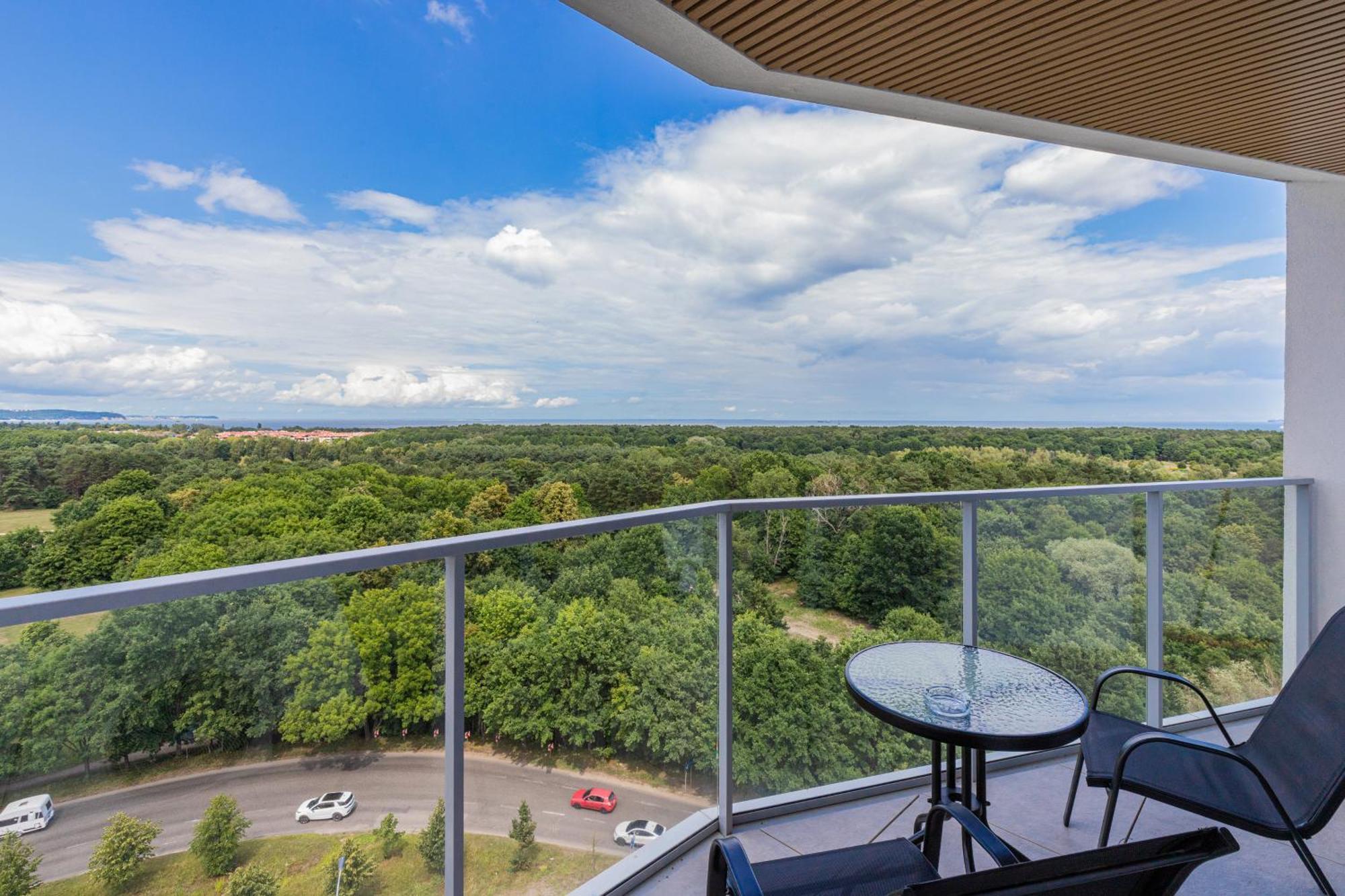 Tarasy Baltyku Apartments & Parking & Balcony By Noclegi Renters Gdańsk Kültér fotó